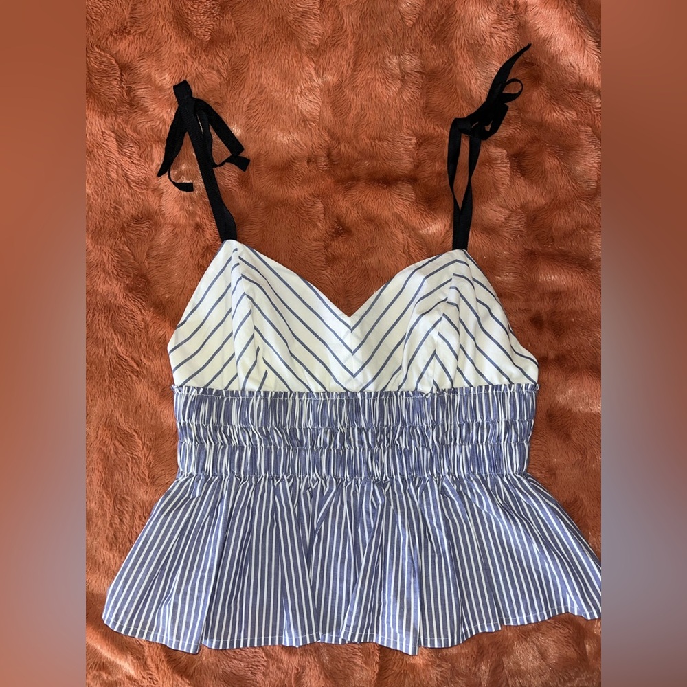 NWOT EXPRESS SZ M Peplum Top
